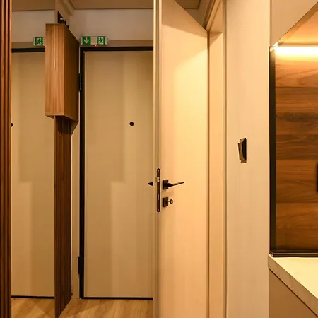 The Signature By Solessa Urban Suite In Ladadika * Thessaloníki